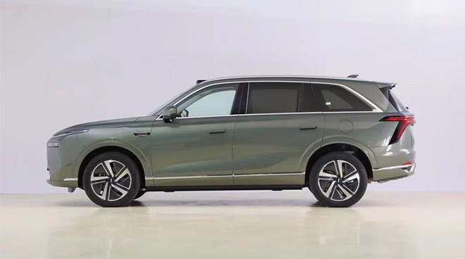 更智能的六座中型SUV 全新蓝山售2998万元起